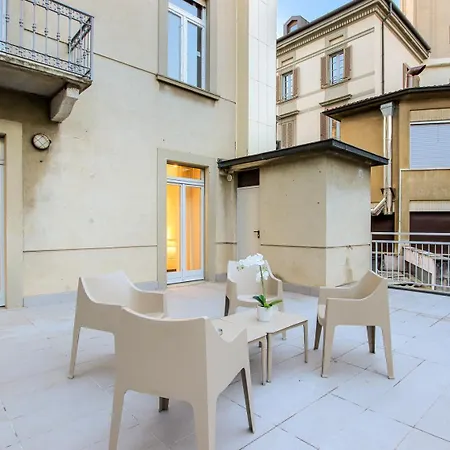 Center Bgynn Balcony Apartmán